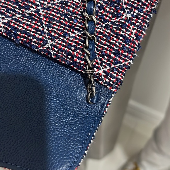 Two in one chanel tote with envelope to be use at night or during the day - Picture 14 of 14